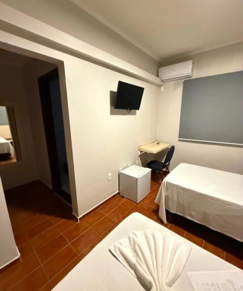 Quarto Duplo