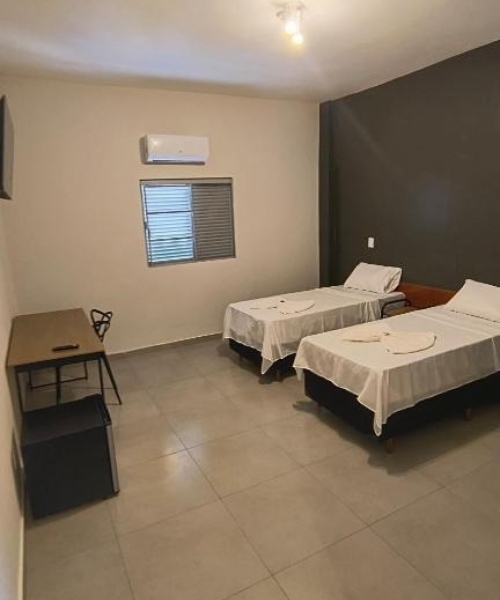 Quarto Duplo